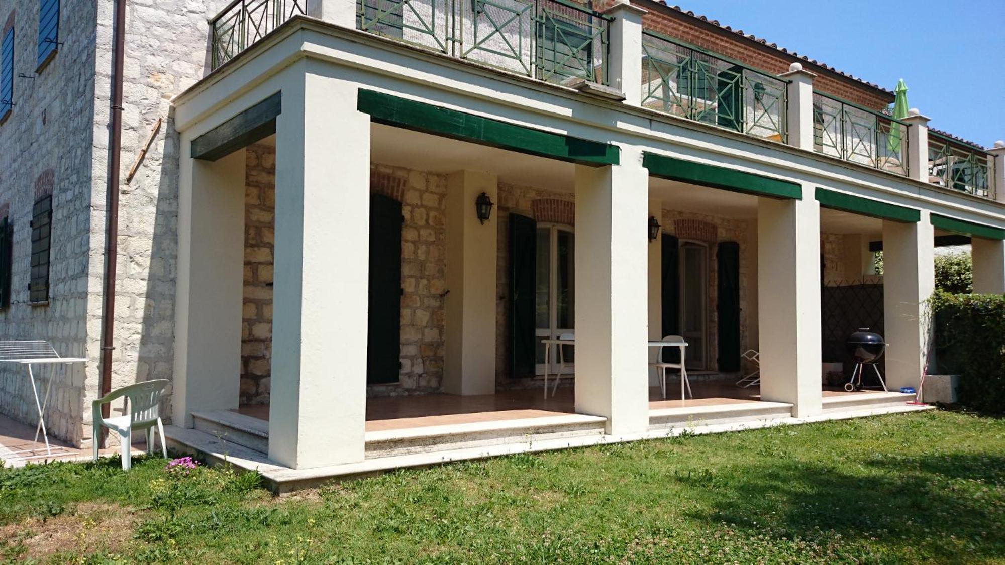 Valcastagno Relais & Residence Сіроло Номер фото