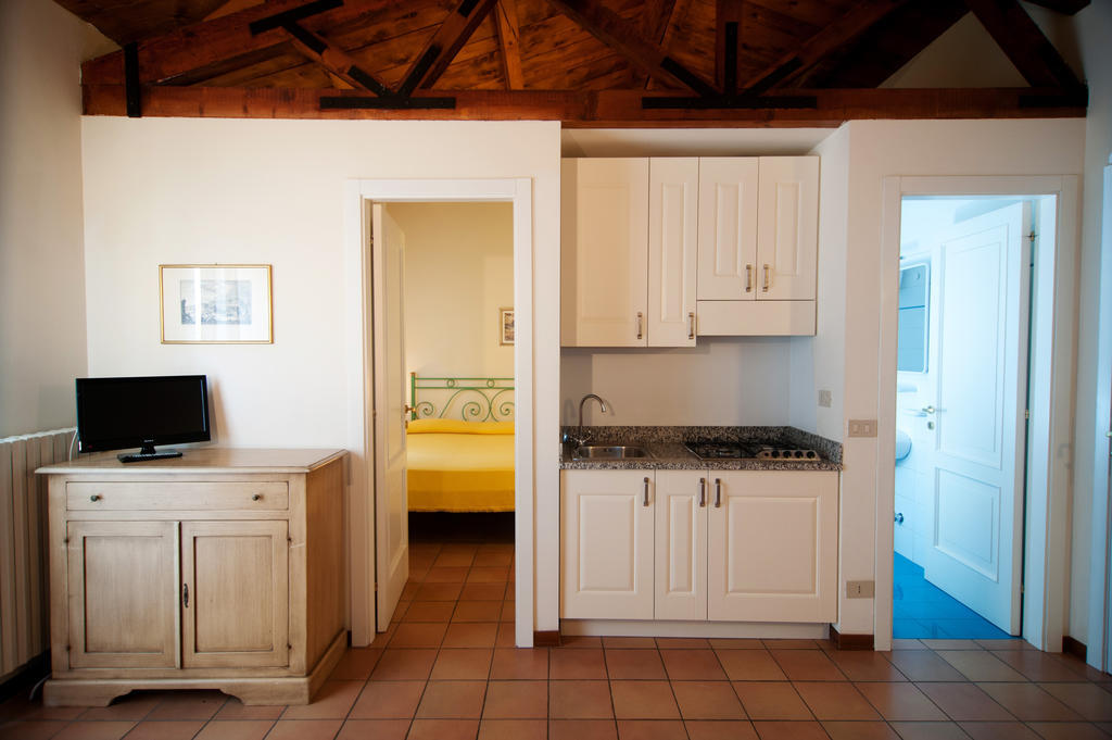 Valcastagno Relais & Residence Сіроло Номер фото