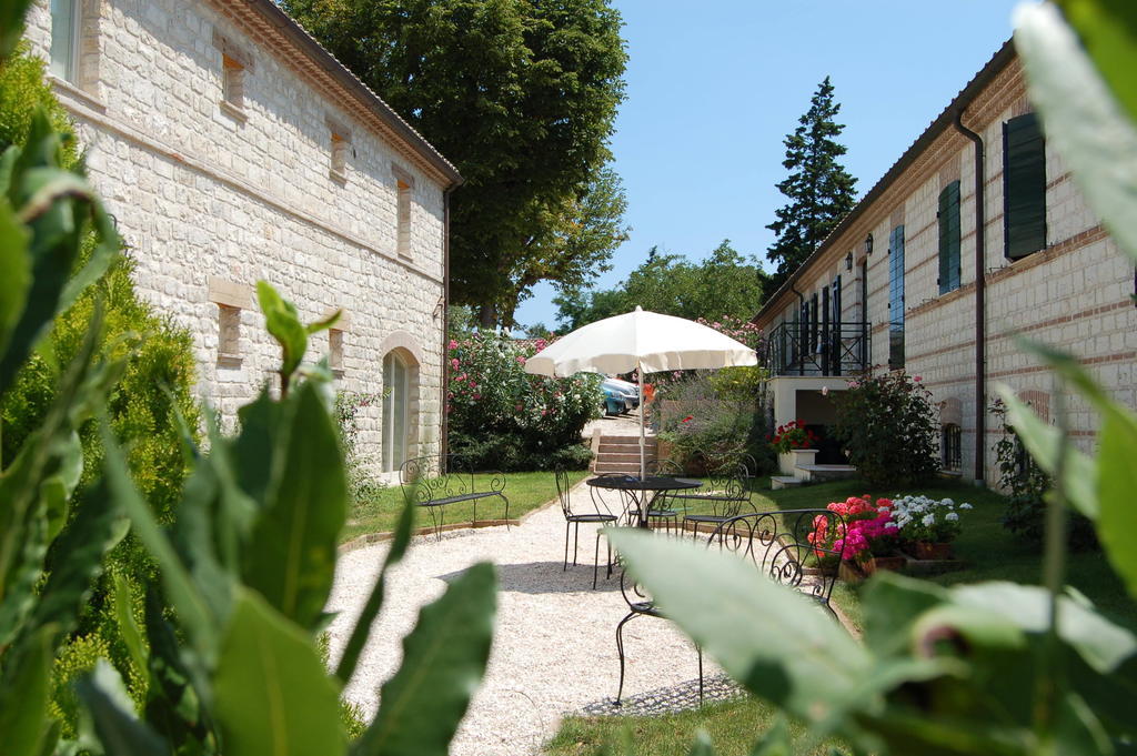 Valcastagno Relais & Residence Сіроло Екстер'єр фото